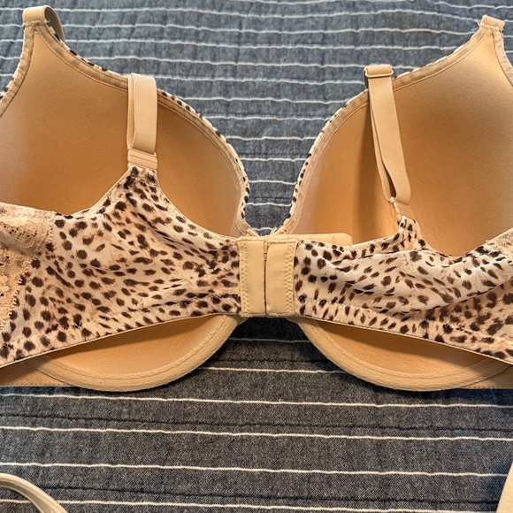Leopard Print and Lace Beige Bras Set - Picture 3 of 7